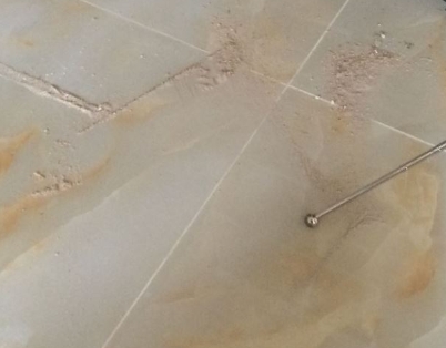靖西瓷砖空鼓维修公司分享粘合剂选择不当在瓷砖铺贴过程中可能导致以下问题
